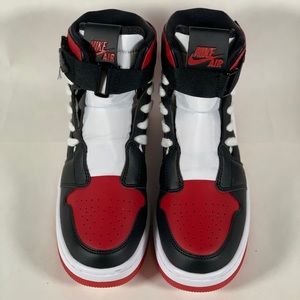 Air Jordan 1 Retro Nova XX Bred Toe Nike Women’s